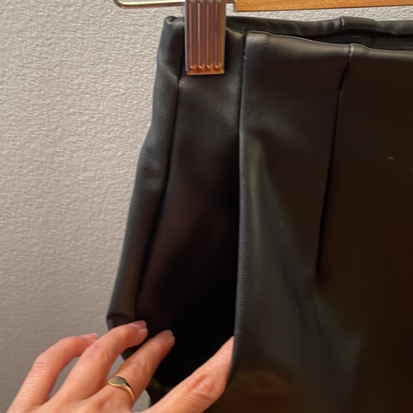 Dynamite faux leather skirt with pockets - Picture 4 of 6
